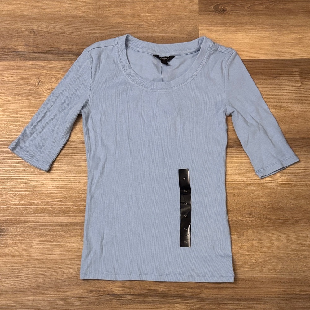 Banana Republic Sky Blue Half Sleeve Tee